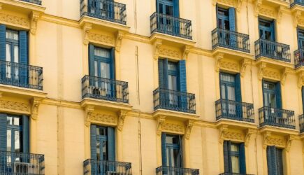 Investir dans un immeuble de rapport : guide complet pour réussir son achat